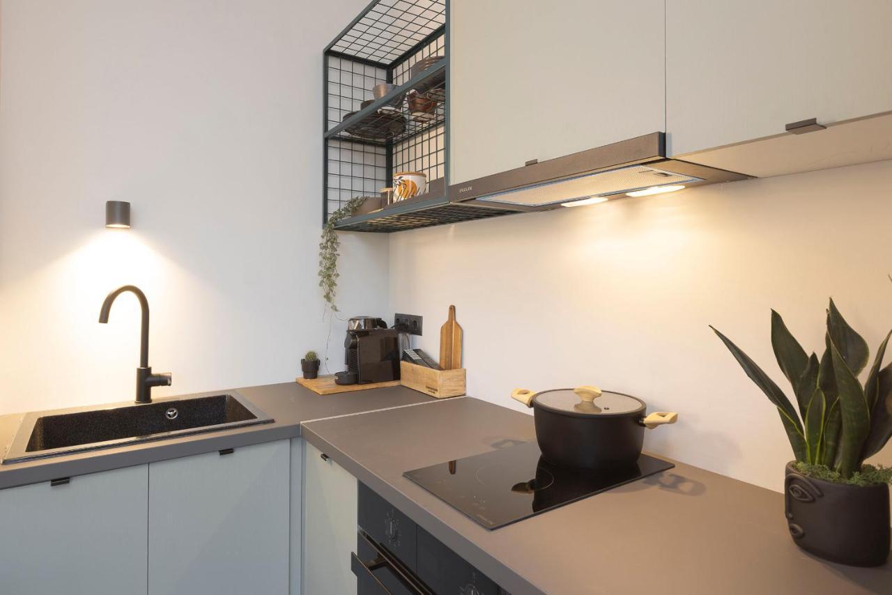 K4 0 City Apartments, Historical Center, Thessaloniki #Feelslikehome Bagian luar foto