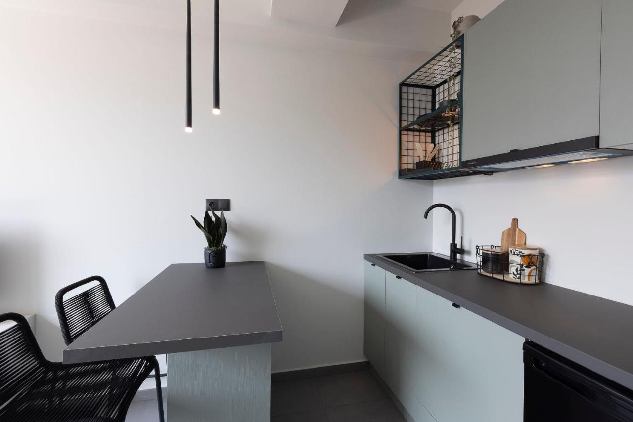 K4 0 City Apartments, Historical Center, Thessaloniki #Feelslikehome Bagian luar foto